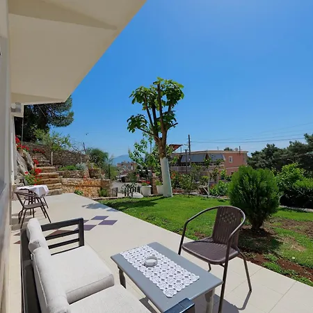 Flower Appartement *